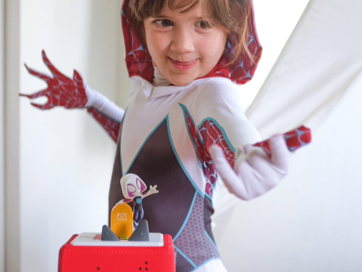 Ghost-Spider-11000358-TB2LifestyleImage.png