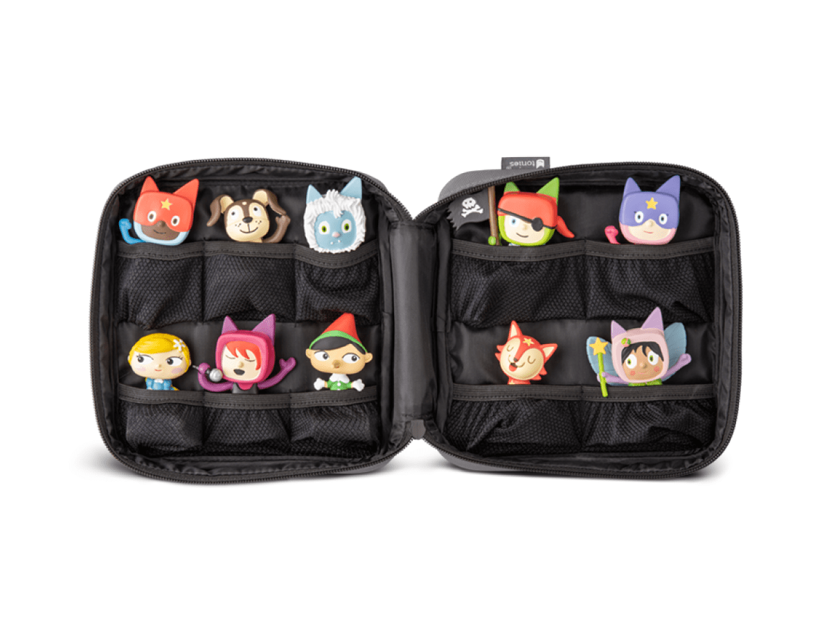 Gray-Carrying-Case-10001203-TB2Hero2.png