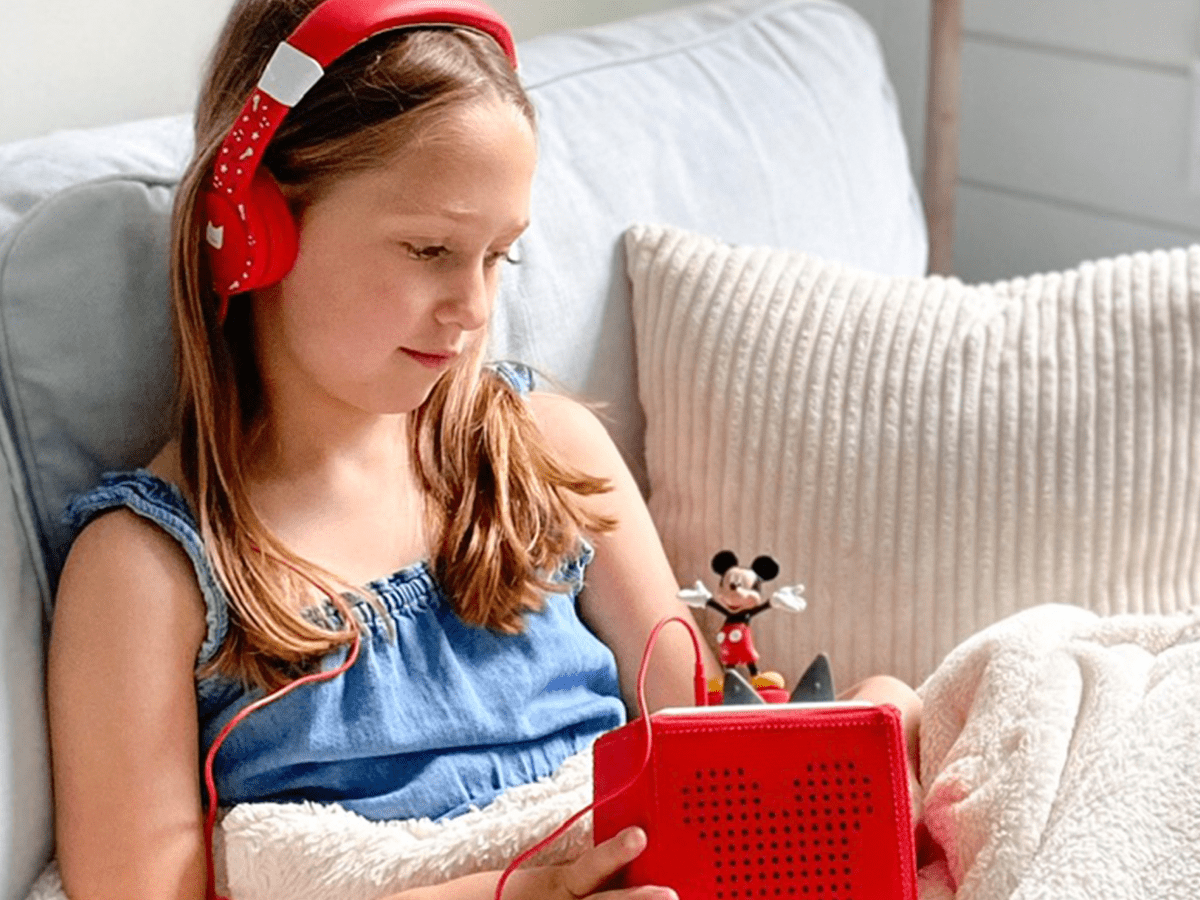 Mickey-Mouse-10000638-TB2LifestyleImage.png