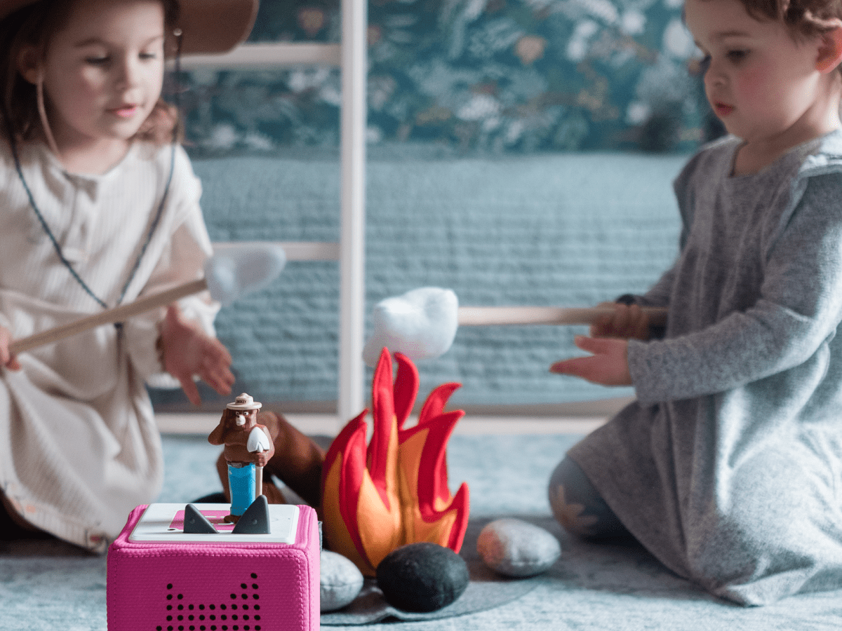 Smokey-Bear-10001514-TB2LifestyleImage.png